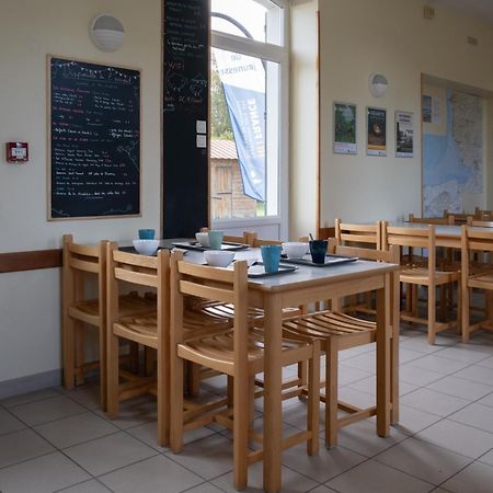 Auberge De Jeunesse Hi Genêts Eksteriør bilde