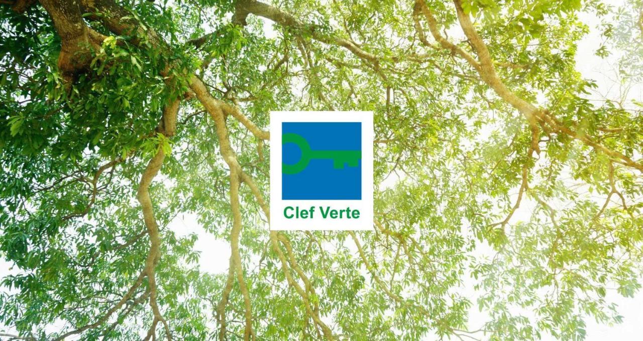 Auberge De Jeunesse Hi Genêts Eksteriør bilde