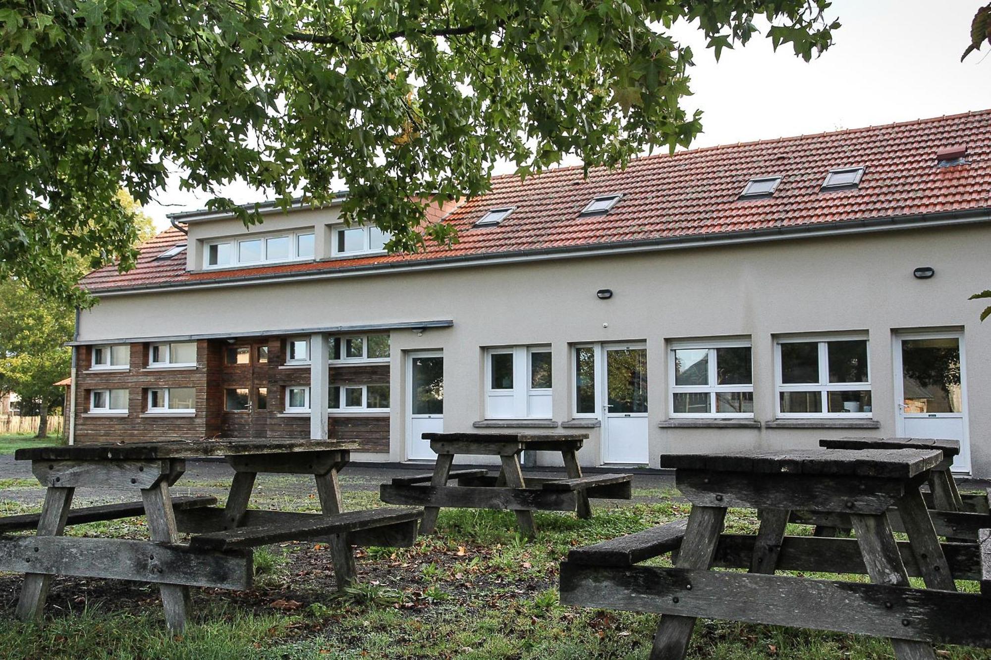 Auberge De Jeunesse Hi Genêts Eksteriør bilde